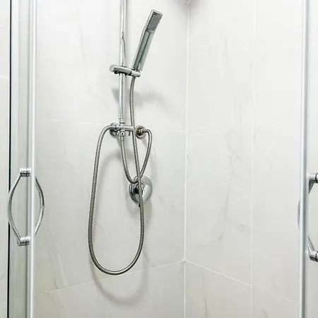 1 Bedroom 624 Appartamento