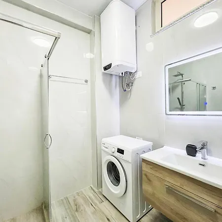1 Bedroom 624 Appartamento